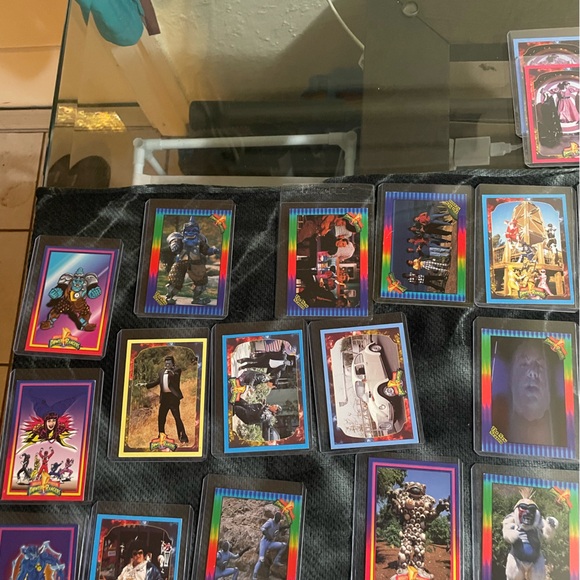 Over 80+ 1994 Saban Power Ranger cards - Picture 4 of 8